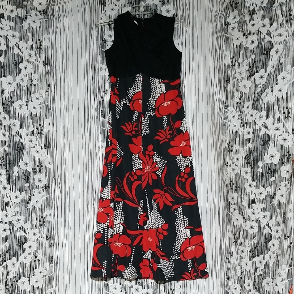 Vintage Black and Red Sleeveless A-line Maxi Dress